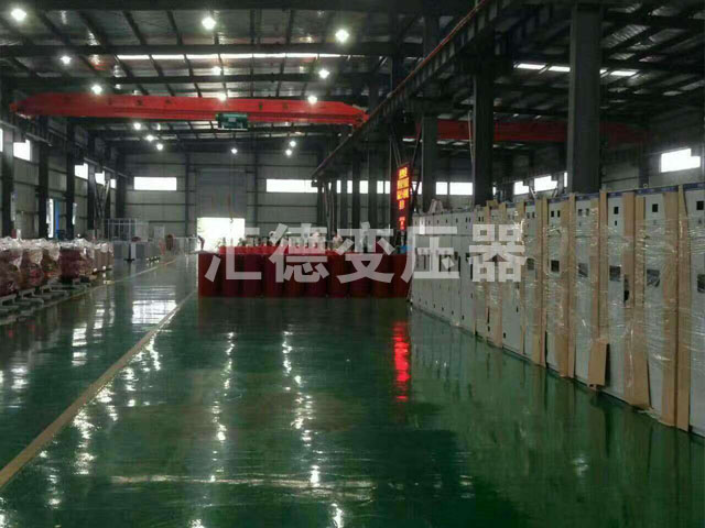 台州变压器车间一角